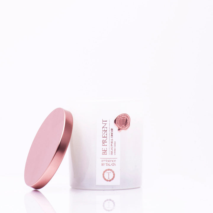BE PRESENT CANDLE (VOGUE)